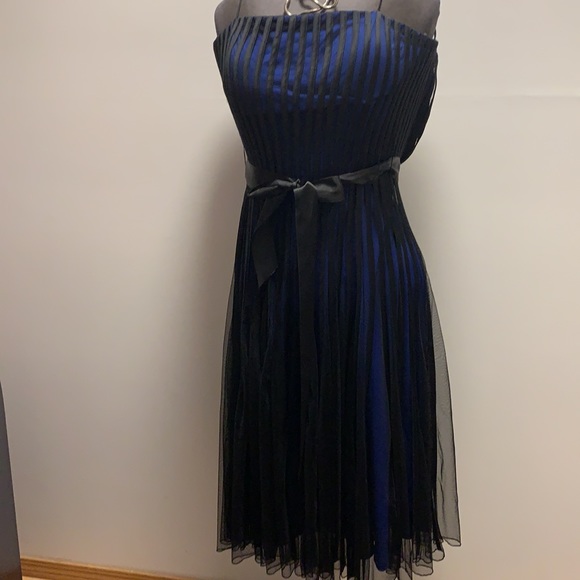 JS Collection size 6 black & royal blue dress - Picture 3 of 5